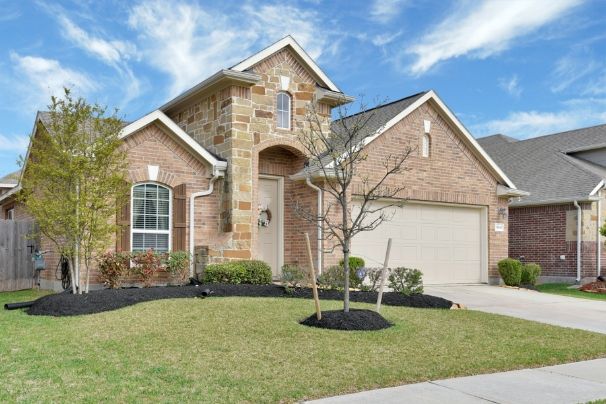 https://RobertM.NewConstructionHomesNOW.com